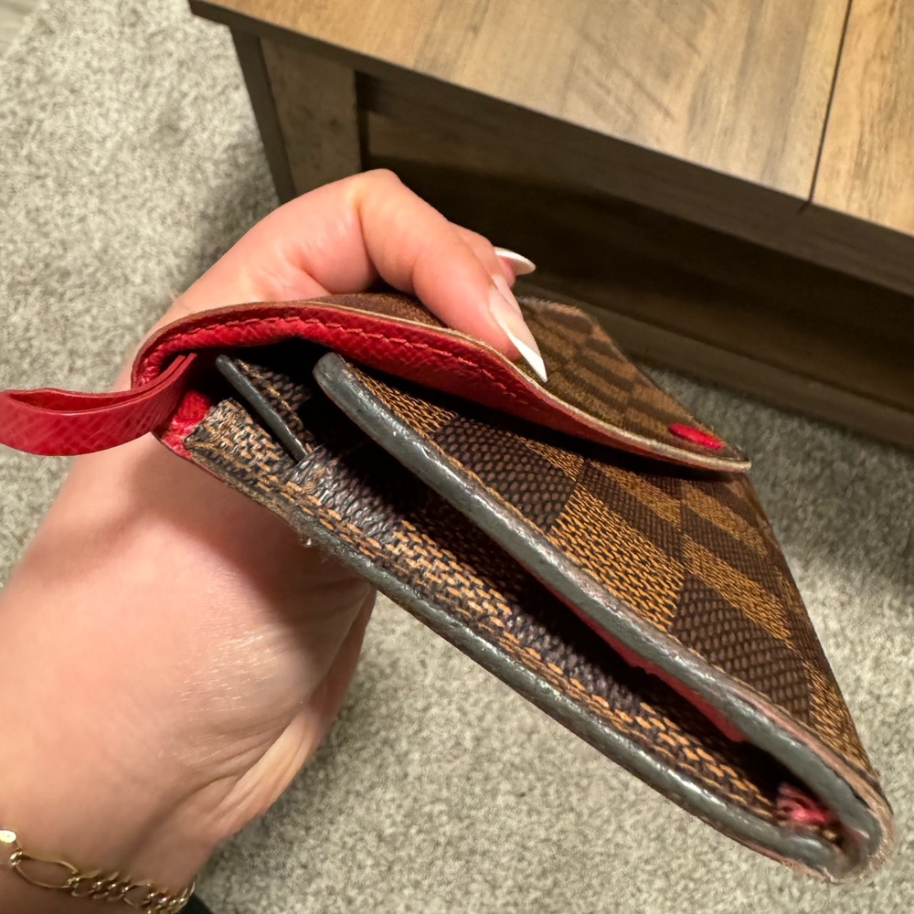 Authentic Louis Vuitton Sarah Wallet - Picture 8 of 8